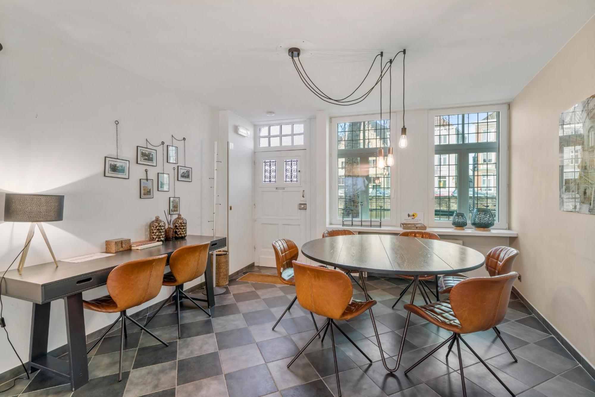Brugse Charme Huis Met Tuin Aan Het Water 8P Брюгге Экстерьер фото
